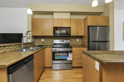 Kitchen Island Photo of 35 5839 Panorama Drive, Surrey, BC