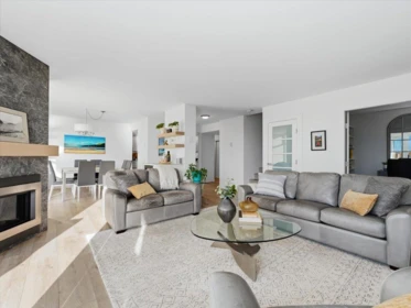 209 168 Chadwick Court, North Vancouver, BC, North Vancouver — Apartment/Condo for sale