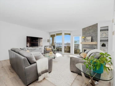 209 168 Chadwick Court, North Vancouver, BC, North Vancouver — Apartment/Condo for sale