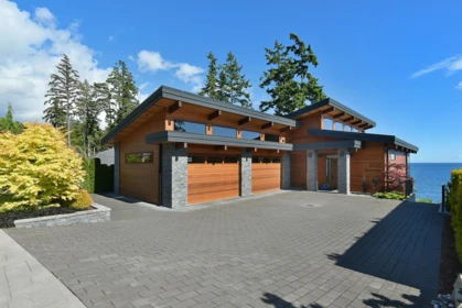 6021 Silverstone Lane, Sechelt, BC, Sechelt — Single Family Residence for sale