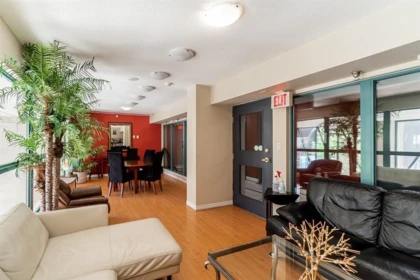 Entry Foyer Photo of 805 939 Homer Street, Vancouver, BC