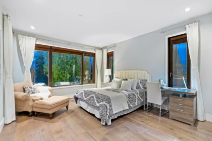 Garage Interior Photo of 2052 Inglewood Avenue, West Vancouver, BC