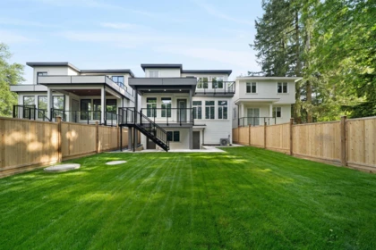 Fitness Center Photo Near 14043 80 Avenue, Surrey, BC