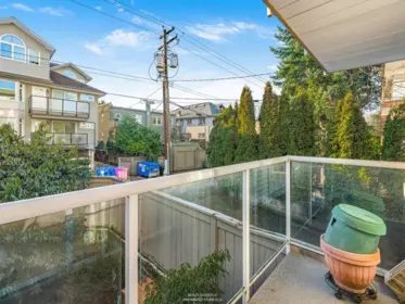 Swimming Pool Photo of 202 966 W 14th Avenue, Vancouver, BC