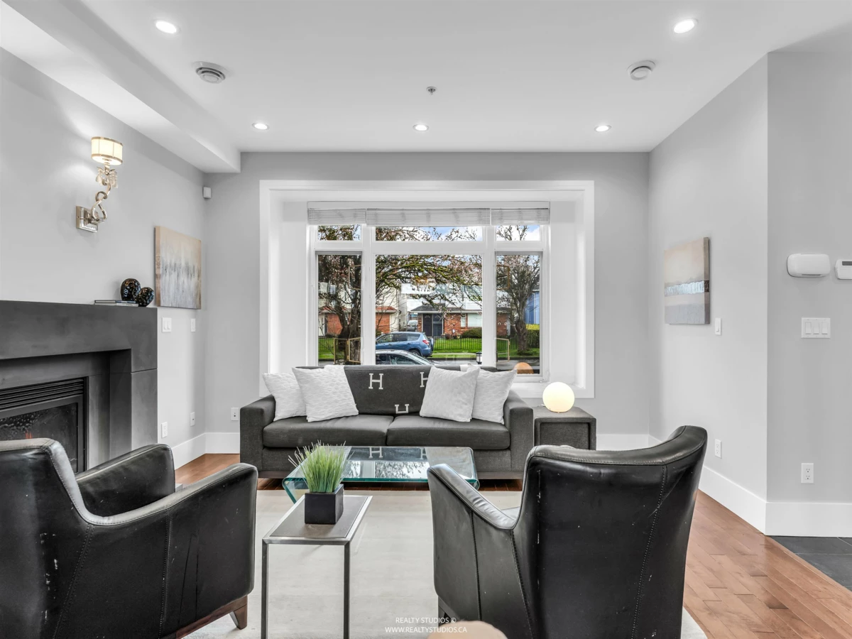 Family Room Photo of 66 E 57th Avenue, Vancouver, BC