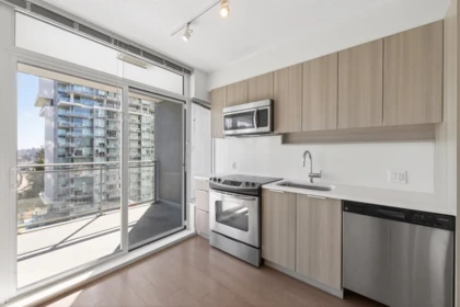 Pantry Photo of 810 13308 Central Avenue, Surrey, BC