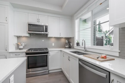 Laundry Room Photo of 32555 Ross Drive, Mission, BC