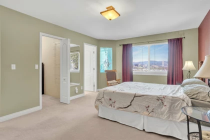 Basement Recreation Room Photo of 12015 100a Avenue, Surrey, BC