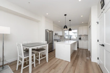 Kitchen Photo of 11 20134 81a Avenue, Langley, BC