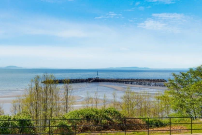 Garden / Landscaping Photo of 105 15165 Marine Drive, White Rock, BC