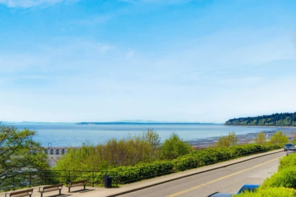 Hot Tub / Spa Photo of 105 15165 Marine Drive, White Rock, BC