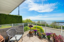 105 15165 Marine Drive, White Rock, BC