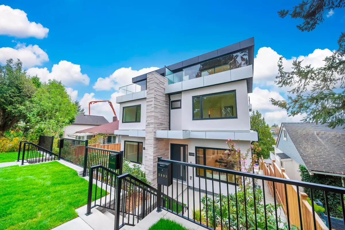 Exterior Rear Photo of 2 5595 Fleming Street, Vancouver, BC