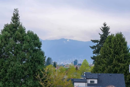 Front Yard Photo of 2 5595 Fleming Street, Vancouver, BC