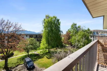 Garage Interior Photo of 312 45598 Mcintosh Drive, Chilliwack, BC