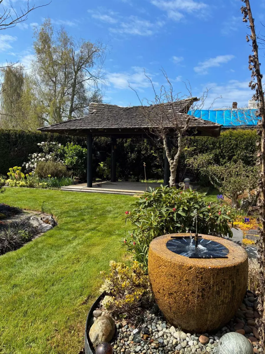 Family Room Photo of 2860 River Road, Richmond, BC