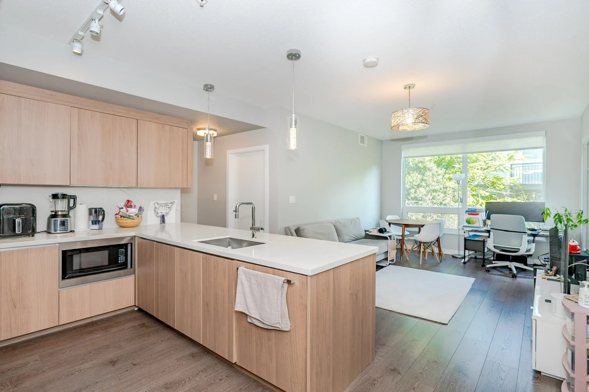 Family Room Photo of 330 9333 Tomicki Avenue, Richmond, BC