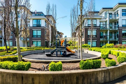 Hot Tub / Spa Photo of 330 9333 Tomicki Avenue, Richmond, BC