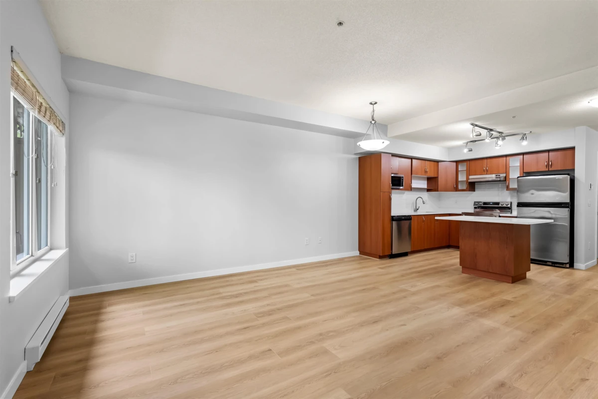 Dining Area Photo of 104 160 Shoreline Circle, Port Moody, BC