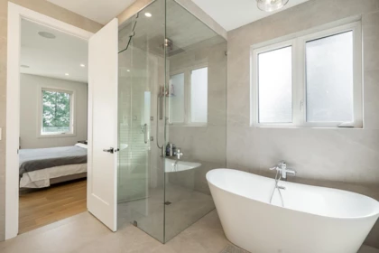 Powder Room Photo of 13511 Marine Drive, Surrey, BC