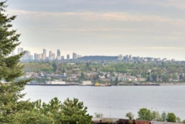 701 145 St Georges Avenue, North Vancouver, BC