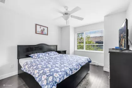 Hallway Photo of 115 5888 144 Street, Surrey, BC