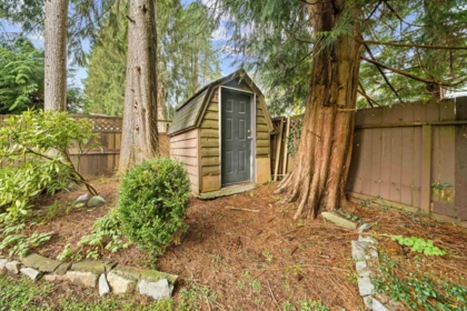 Hot Tub / Spa Photo of 1663 Robertson Avenue, Port Coquitlam, BC
