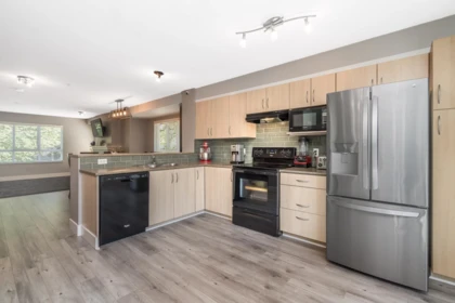 Kitchen Island Photo of 1 6747 203 Street, Langley, BC