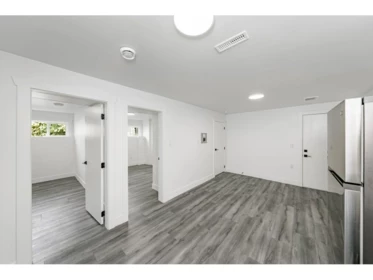 Entry Foyer Photo of 14927 Kew Drive Drive, Surrey, BC