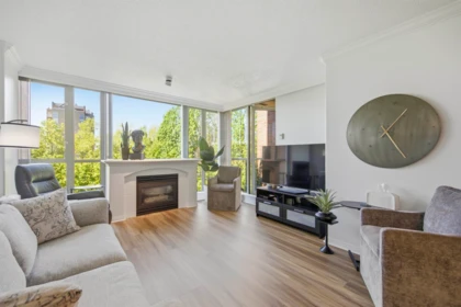 Breakfast Nook Photo of 403 1575 W 10th Avenue, Vancouver, BC