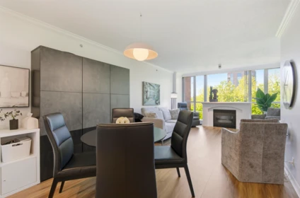 Kitchen Photo of 403 1575 W 10th Avenue, Vancouver, BC