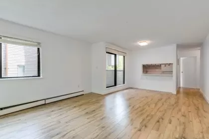 Breakfast Nook Photo of 212 3275 Mountain Highway, North Vancouver, BC
