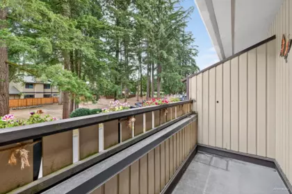 Breakfast Nook Photo of 15 2998 Mouat Drive, Abbotsford, BC