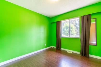 Basement Recreation Room Photo of 14769 110 Avenue, Surrey, BC