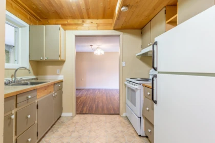 Hallway Photo of 14769 110 Avenue, Surrey, BC