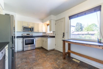 Primary Bathroom Photo of 14769 110 Avenue, Surrey, BC