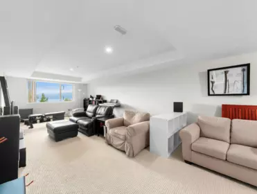 Entry Foyer Photo of 8725 Seascape Drive, West Vancouver, BC