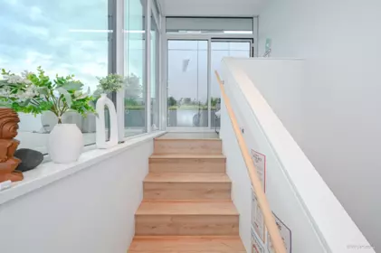 Hallway Photo of 606 1500 Fern Street, North Vancouver, BC