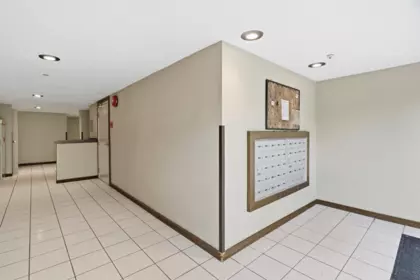 410 11671 Fraser Street, Maple Ridge, BC, Maple Ridge — Apartment/Condo for sale