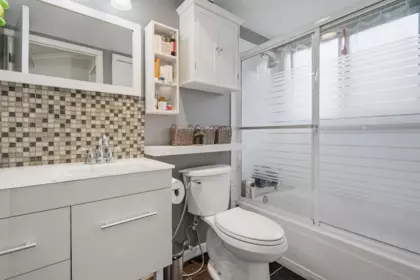Mudroom Photo of 410 11671 Fraser Street, Maple Ridge, BC