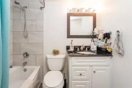 Powder Room Photo of 1607 9521 Cardston Court, Burnaby, BC