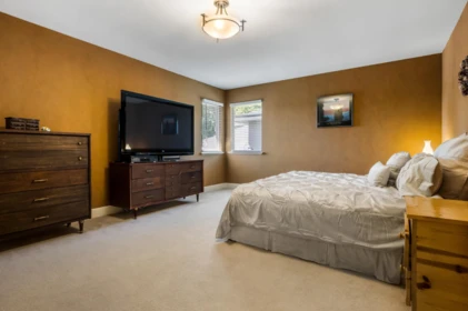 Powder Room Photo of 10615 238 Street, Maple Ridge, BC