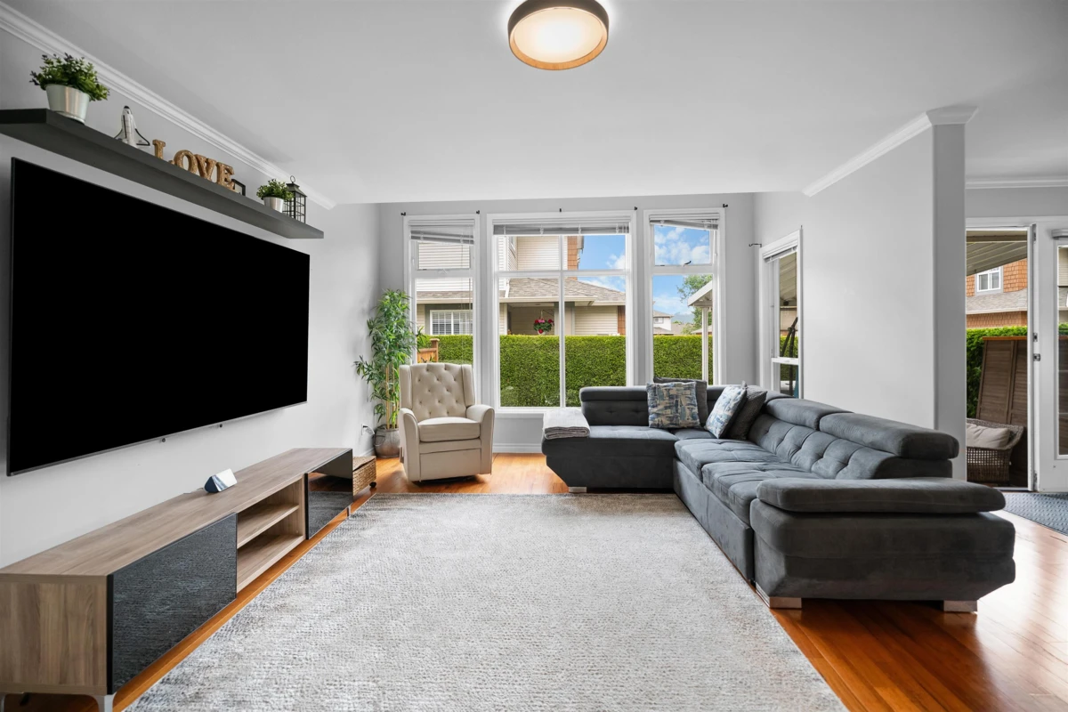 Family Room Photo of 10 7475 Garnet Drive, Chilliwack, BC