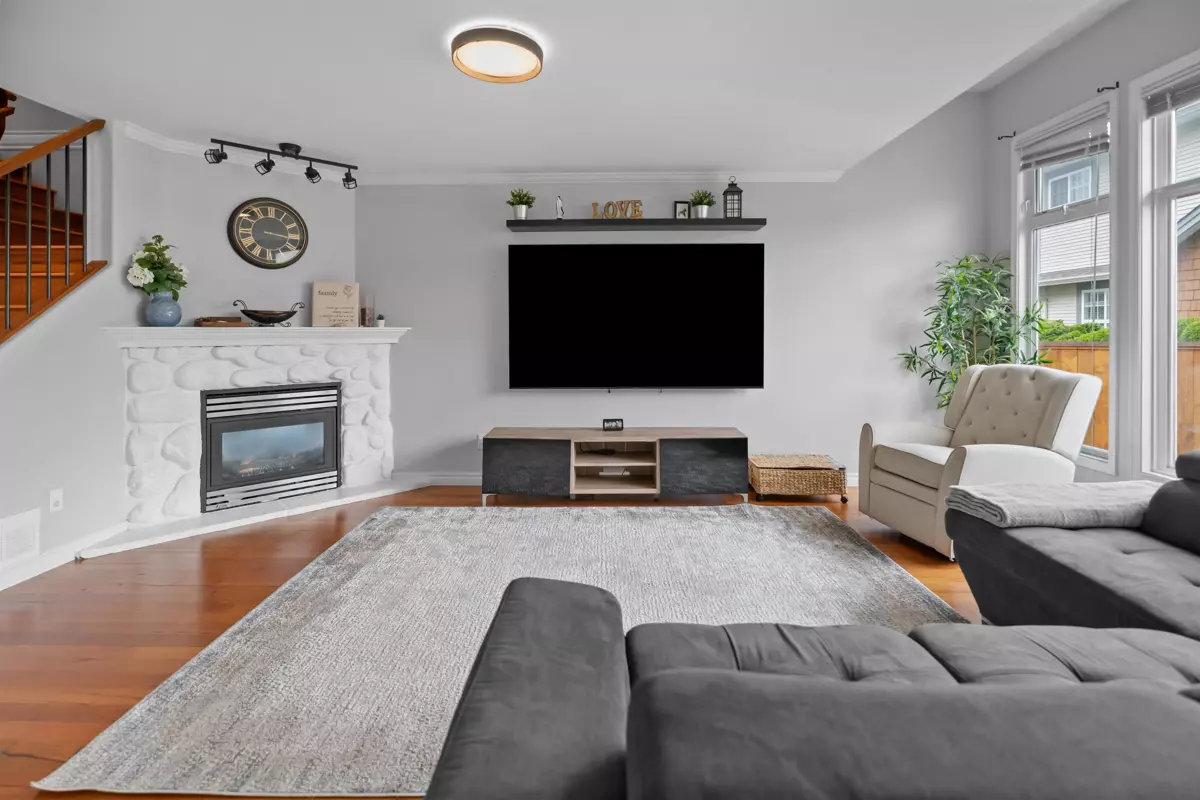 Living Room Photo of 10 7475 Garnet Drive, Chilliwack, BC