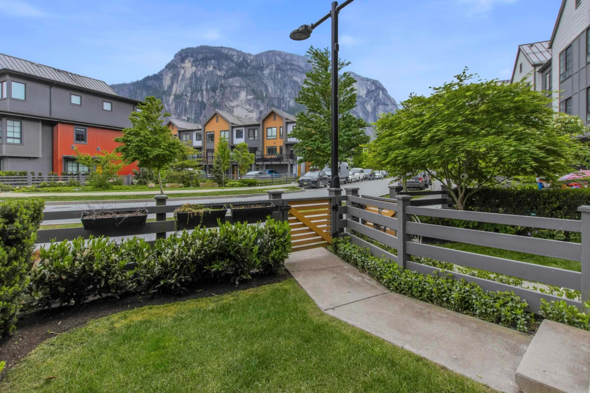 Family Room Photo of 38046 Keel Way, Squamish, BC