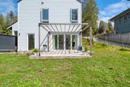 Backyard Photo of 3477 Spruce Road, Roberts Creek, BC