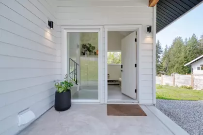 3477 Spruce Road, Roberts Creek, BC, Roberts Creek — Single Family Residence for sale