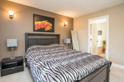 Bedroom 4 Photo of 7015 195 Street, Surrey, BC