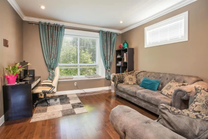 Kitchen Photo of 7015 195 Street, Surrey, BC