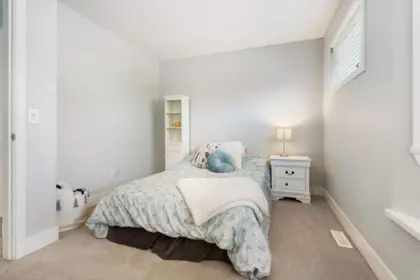 Powder Room Photo of 2853 160a Street, Surrey, BC
